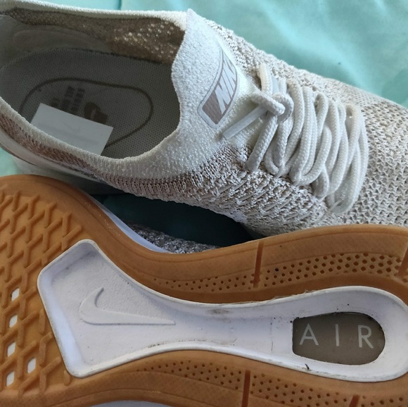 Nike sneakers - Picture 4 of 6